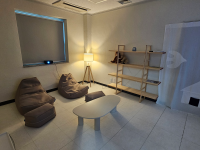R-room